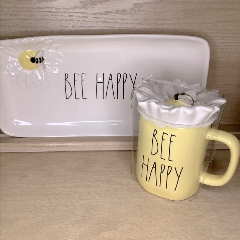 🆕 ~ Rae Dunn 🐝 BEE HAPPY mug with flower topper and Matching Serving Platter